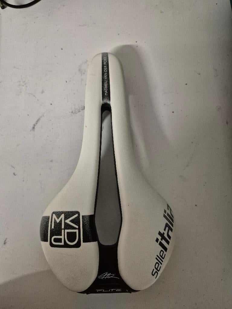 Zadel mvdp editie, Enlèvement, Comme neuf