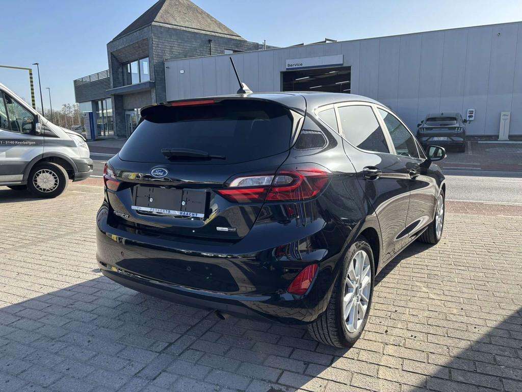Ford Fiesta EcoBoost 125pk mHEV Titanium / Weinig km's, https://public.car-pass.be/vhr/47352cfc-38c7-4da0-9457-7e43d33510c0, Stof