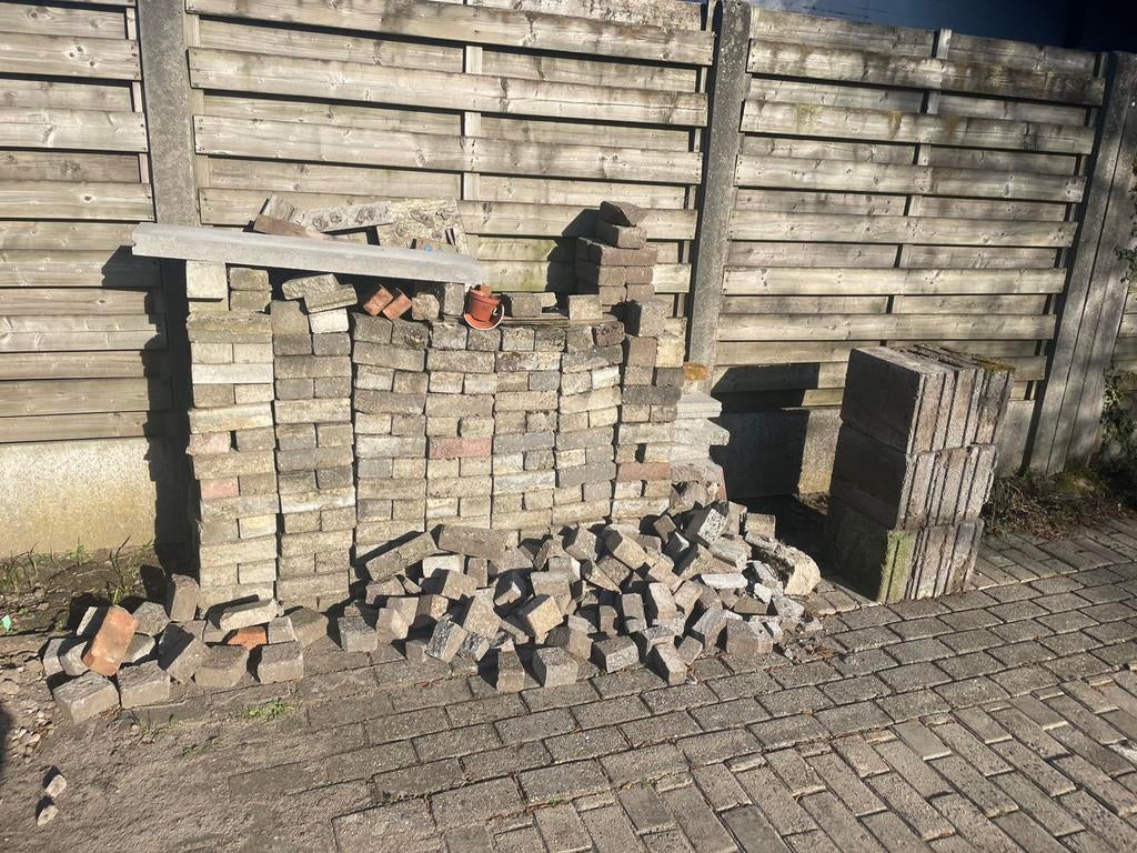 Klinkers, Tuin en Terras, Schuttingen, Ophalen, Zo goed als nieuw