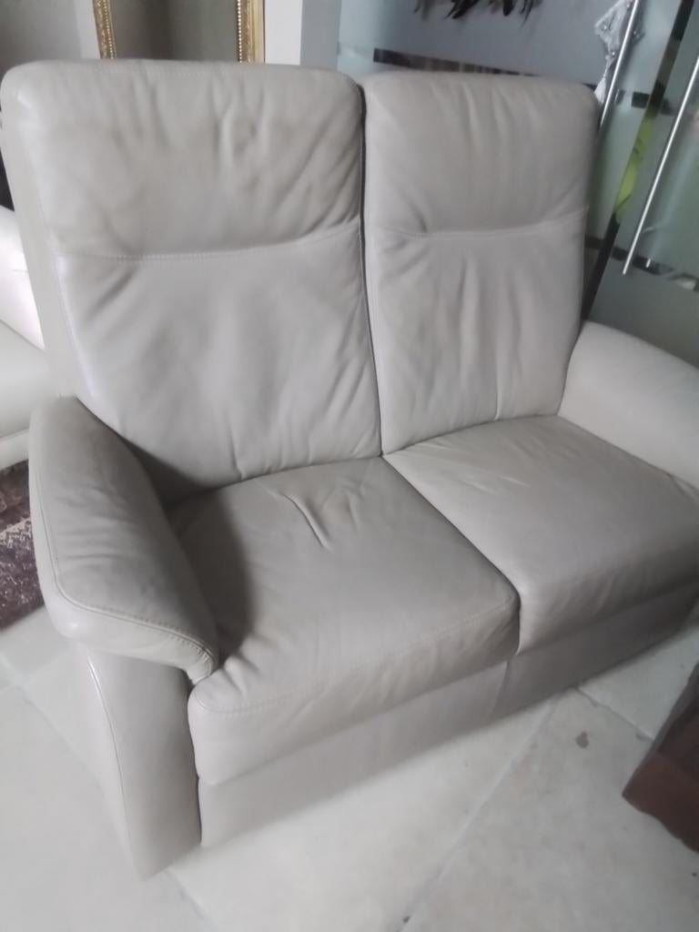 Beige leder  2 zit, Huis en Inrichting, Ophalen