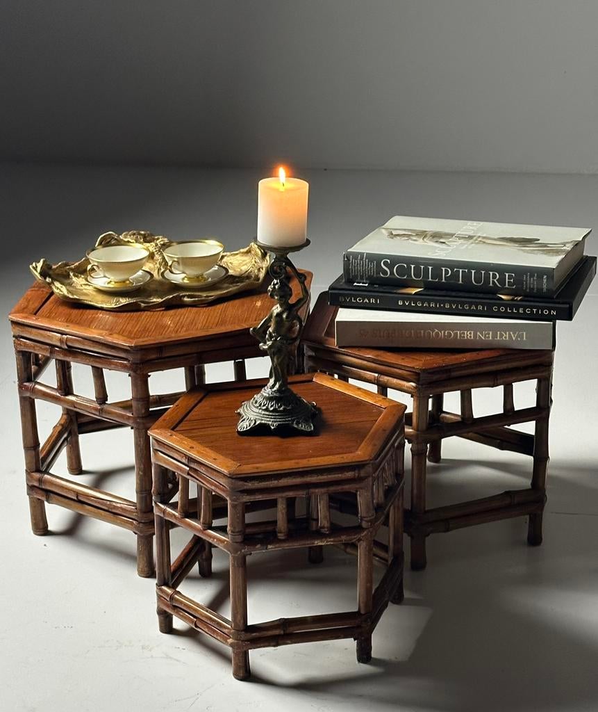 Ensemble vintage de 3 tables gigognes en bambou, Antiquités & Art, Enlèvement