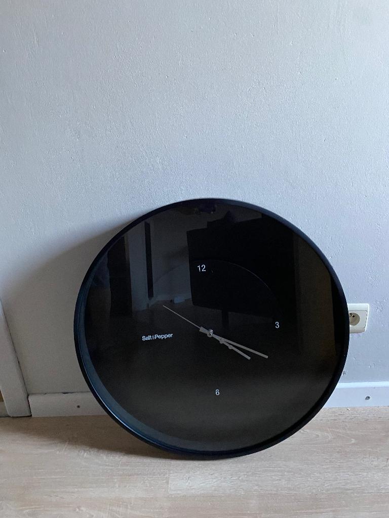 Wandklok salt & Pepper zwart, Enlèvement, Comme neuf, Analogique, Horloge murale