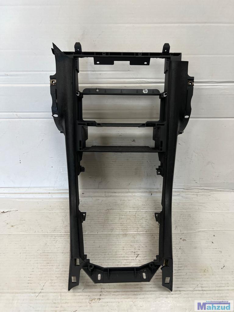 Mercedes SLK r170 zwart Middenconsole, Gebruikt, Mercedes-Benz AG, Mercedes-Benz, Mercedesstrasse 120
70372  Stuttgart, DE