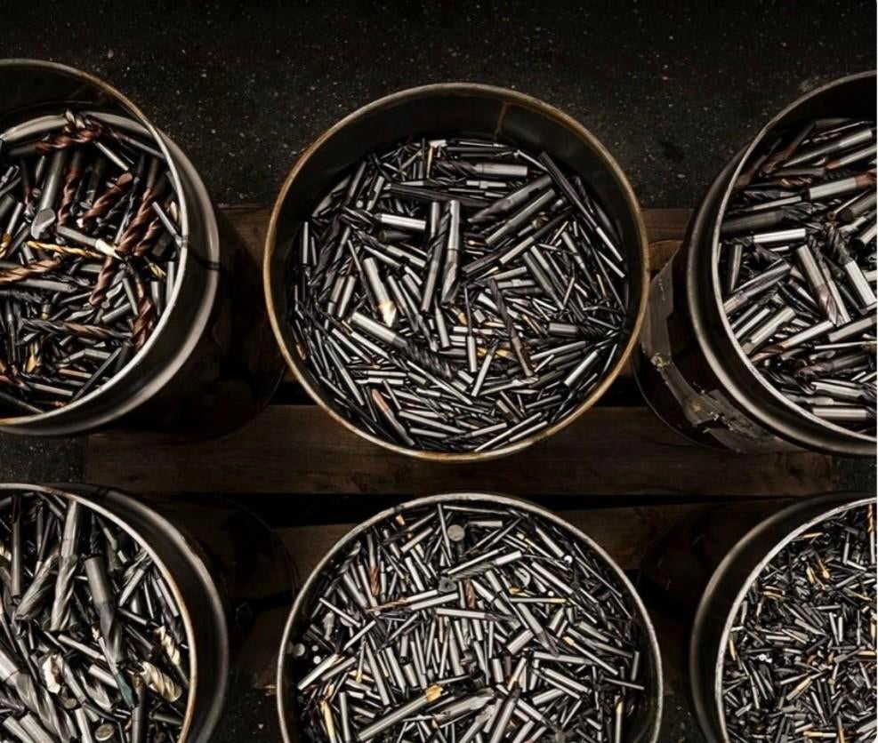 Opkoop hardmetaal, Bricolage & Construction, Enlèvement