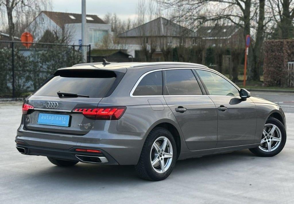 Audi A4 2022 35TFSI 68450km Hybride Matrix koplamp, Auto's, Automaat, 1984 cc, A4, Beige