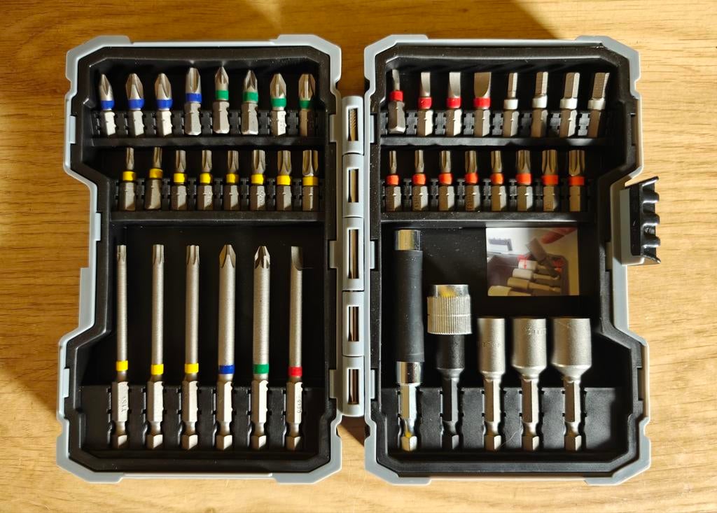 BOSCH Schroevendraaier set te koop., Ophalen of Verzenden, Nieuw