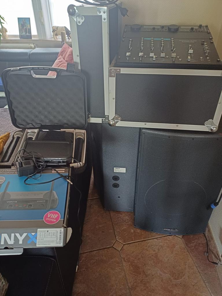 Muziekinstallatie, Muziek en Instrumenten, Mengpanelen, Ophalen, Zo goed als nieuw