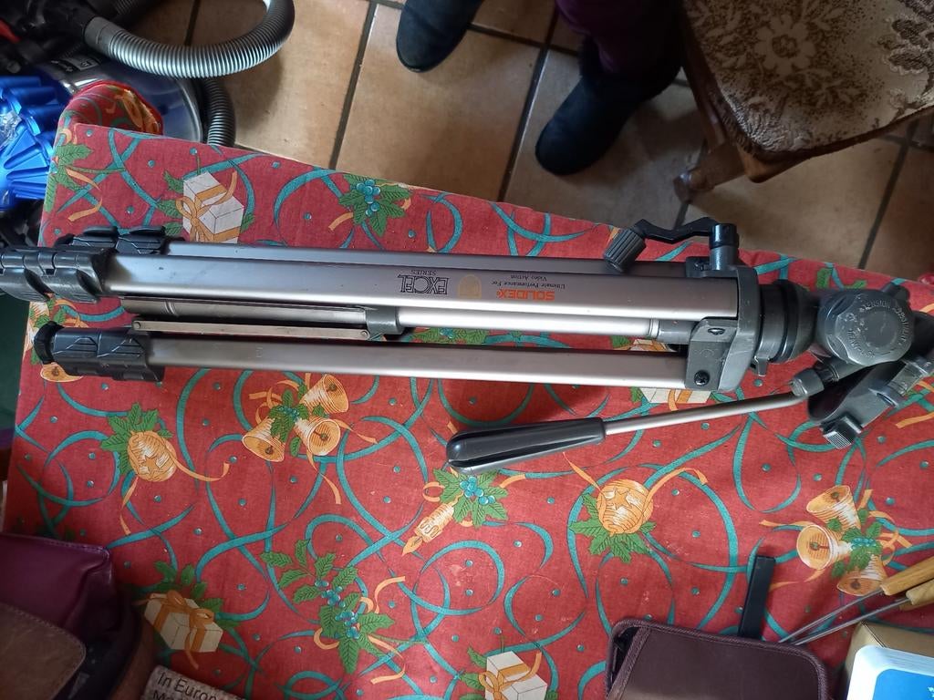 Pied de caméra ou appareil photo, TV, Hi-fi & Vidéo, Enlèvement, Pied