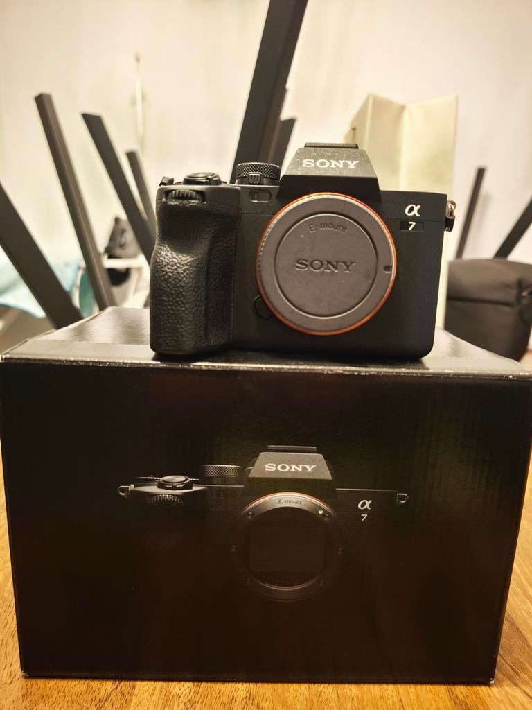 Sony A7 iv, Ophalen, Sony