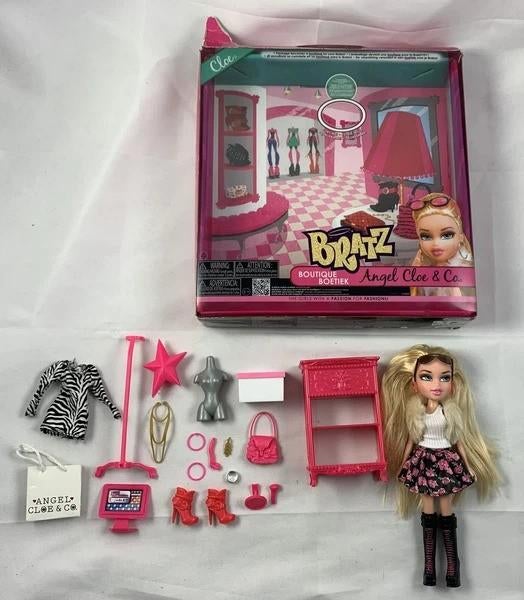 Set de jeu Bratz Boutique Angel Cloe & Co Pop Shop MGA 2012, Envoi, Comme neuf, Fashion Doll