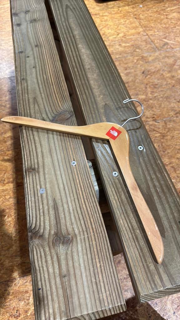 10 Cintres The North Face, Enlèvement, Utilisé