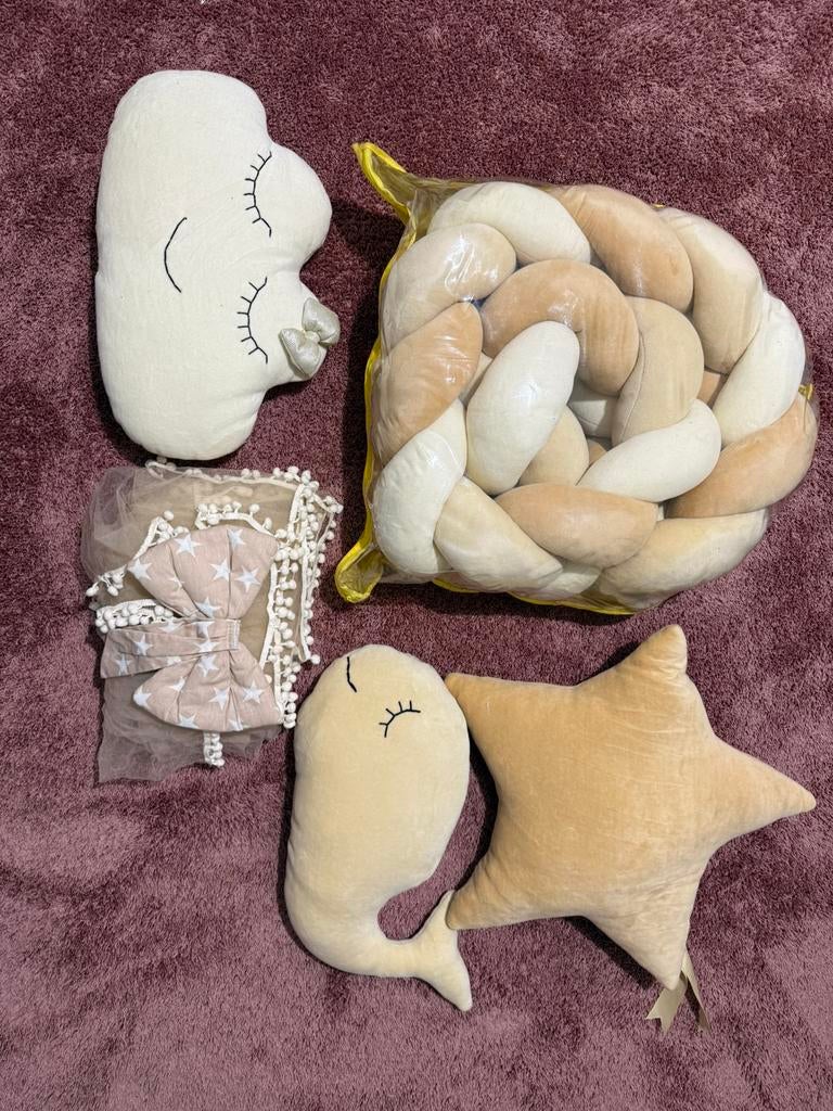 Lot bébé qualité : tresse + coussins déco, Maison & Meubles, Enlèvement, Comme neuf, Beige