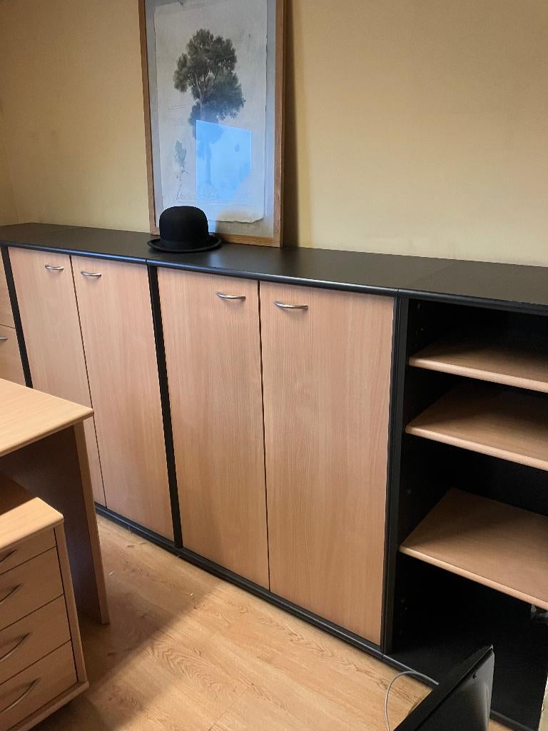 Bureelmeubelen, Huis en Inrichting, Kasten | Computermeubels, Ophalen, Zo goed als nieuw, Overige houtsoorten, Modern