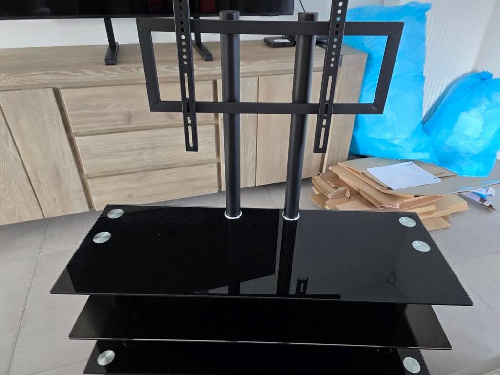 Meuble tv en  verre