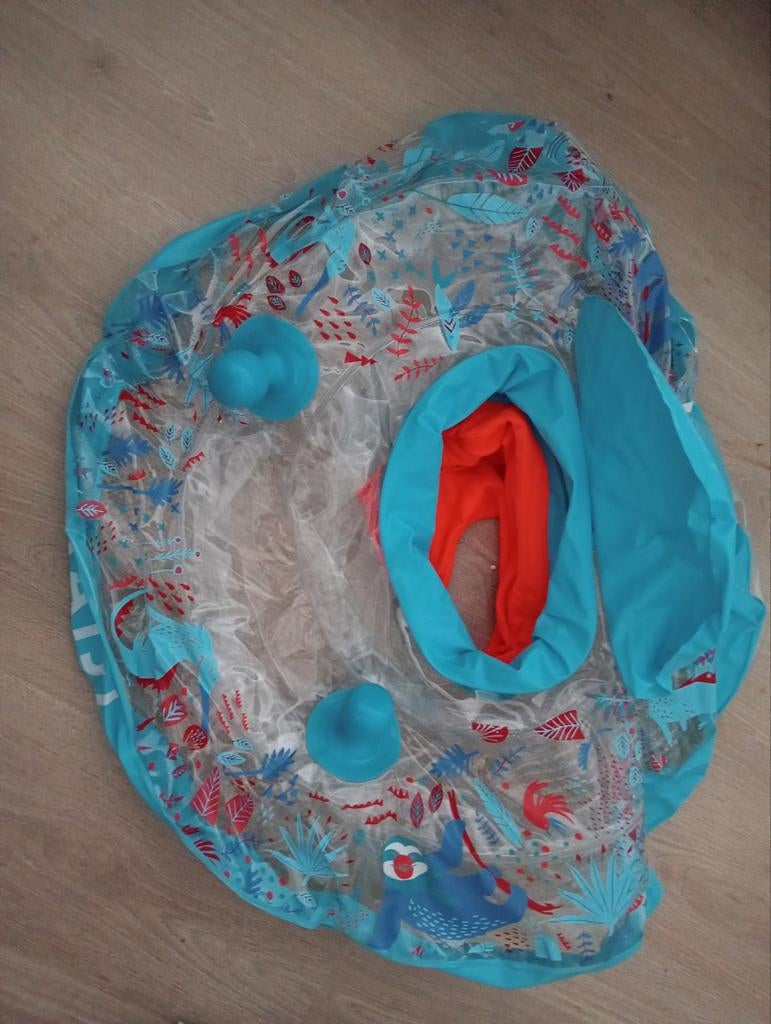 Opblaasbare zwemband met handgrepen, Enfants & Bébés, Vêtements de bébé | Maillots de bain pour bébés, Enlèvement, Comme neuf