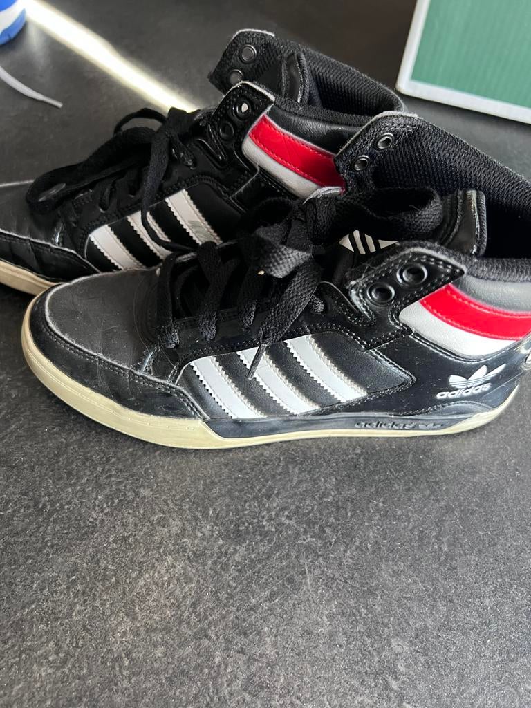 sneakers Adidas maat 38, Ophalen of Verzenden, Zo goed als nieuw, Adidas