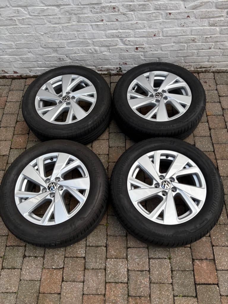Volkswagen velgen T-cross taigo met zomerbanden, Auto-onderdelen, Banden en Velgen, Banden en Velgen, Zomerbanden, 16 inch, 205 mm
