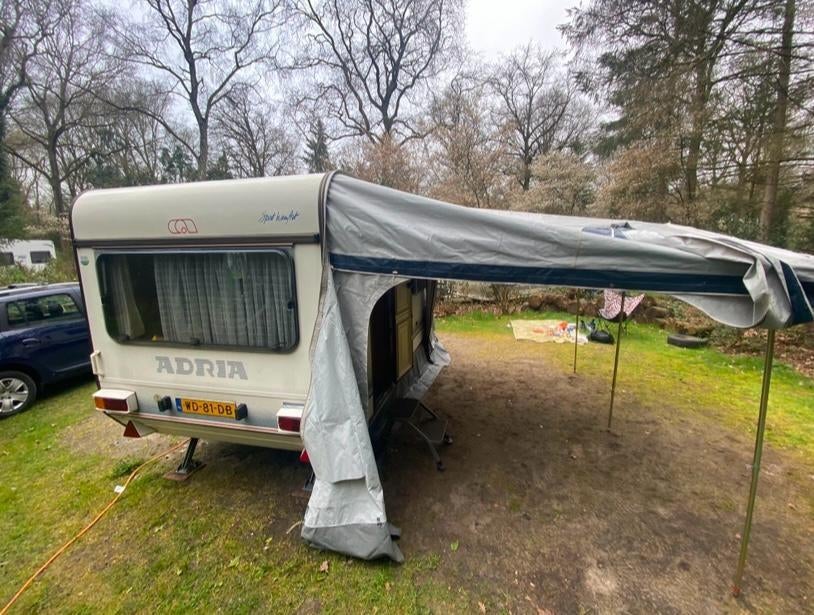 Caravan Adria met voortent., Caravanes & Camping, Particulier, Adria