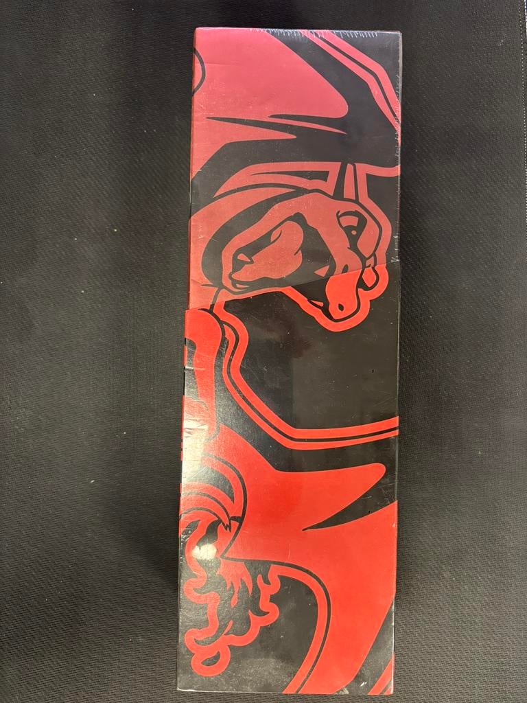 Charizard 25th Anniversary Hong Kong Special Box, Ophalen, Zo goed als nieuw