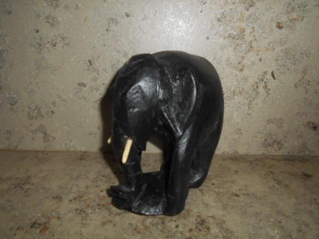 Zwart houten Olifant beeld, Antiek en Kunst, Ophalen of Verzenden, Zoogdier, Zwart, Beeld