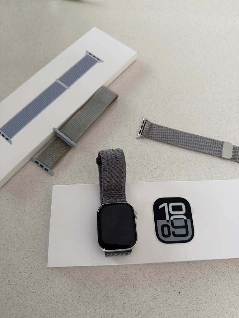 Apple watch series 10, Handtassen en Accessoires, Smartwatches, Ophalen, Gebruikt