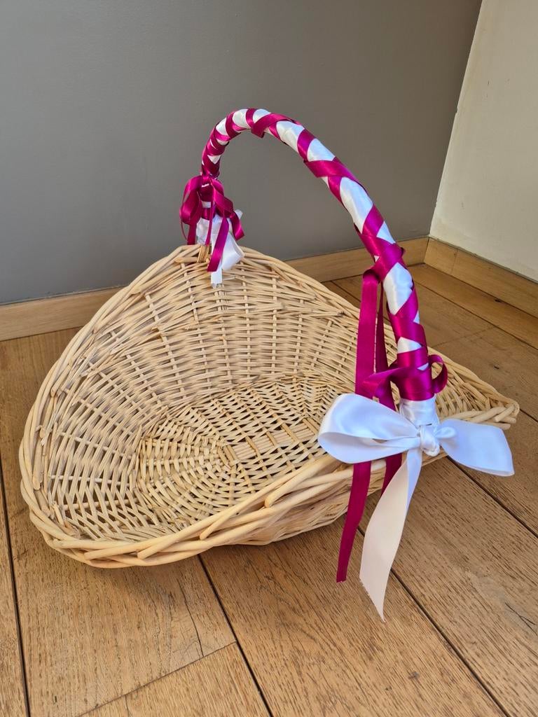 Grote rieten mand, Huis en Inrichting, Ophalen of Verzenden, Riet, Mand