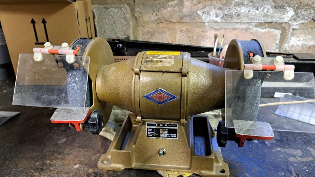 Slijpmolen, Enlèvement