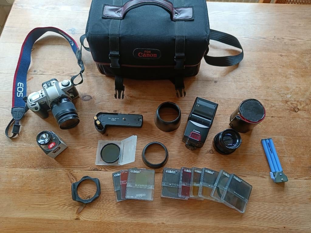 Canon eos 500n analoog reflex camera, Enlèvement, Comme neuf, Canon