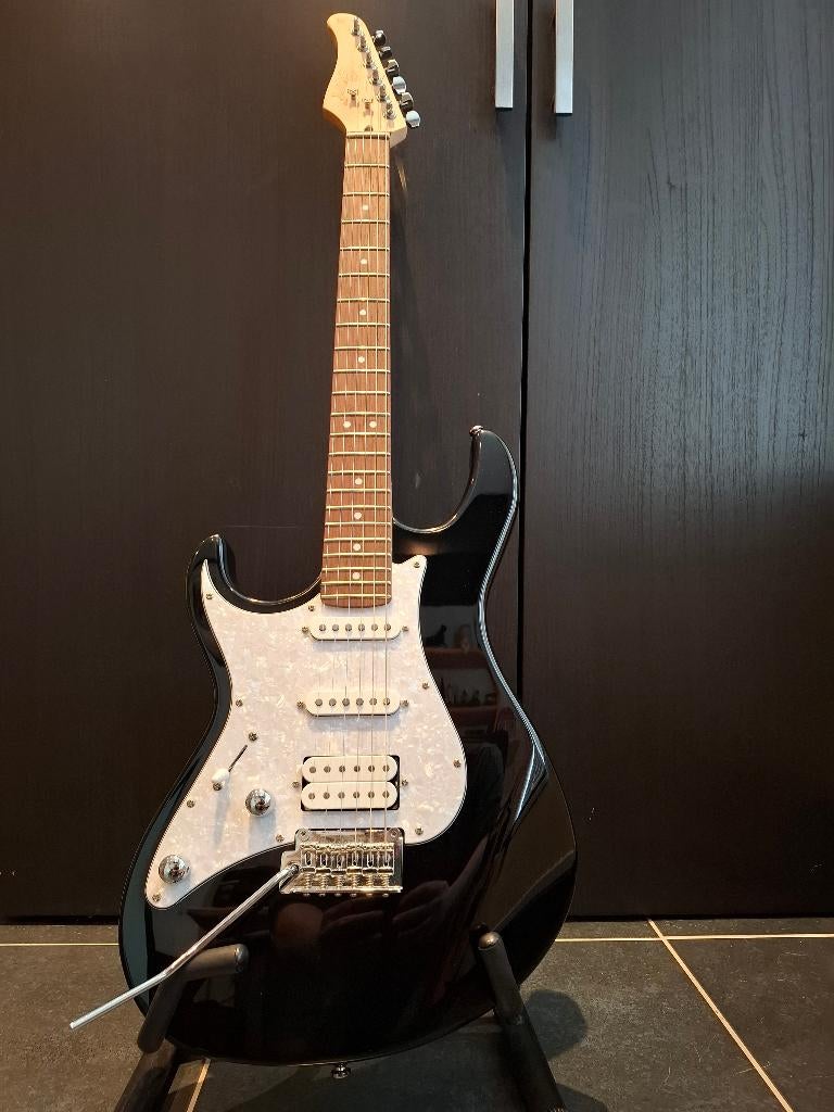 Guitare électrique pour gaucher, Enlèvement ou Envoi, Comme neuf, Solid body, Ibanez