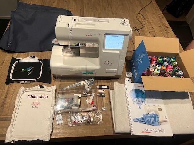 Semi professionele Bernina Bernette 340 borduurmachine, Ophalen of Verzenden, Zo goed als nieuw, Machineborduren, Borduurmachine