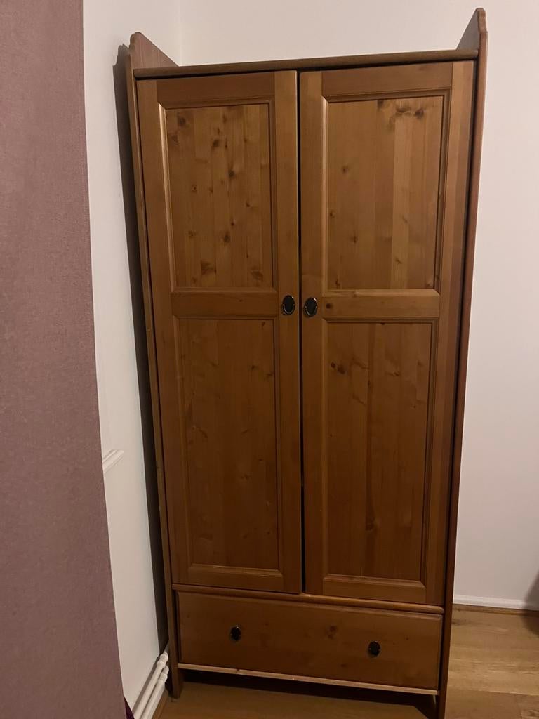 Armoire classique IKEA, Maison & Meubles, Armoires | Penderies & Garde-robes, Enlèvement, Comme neuf