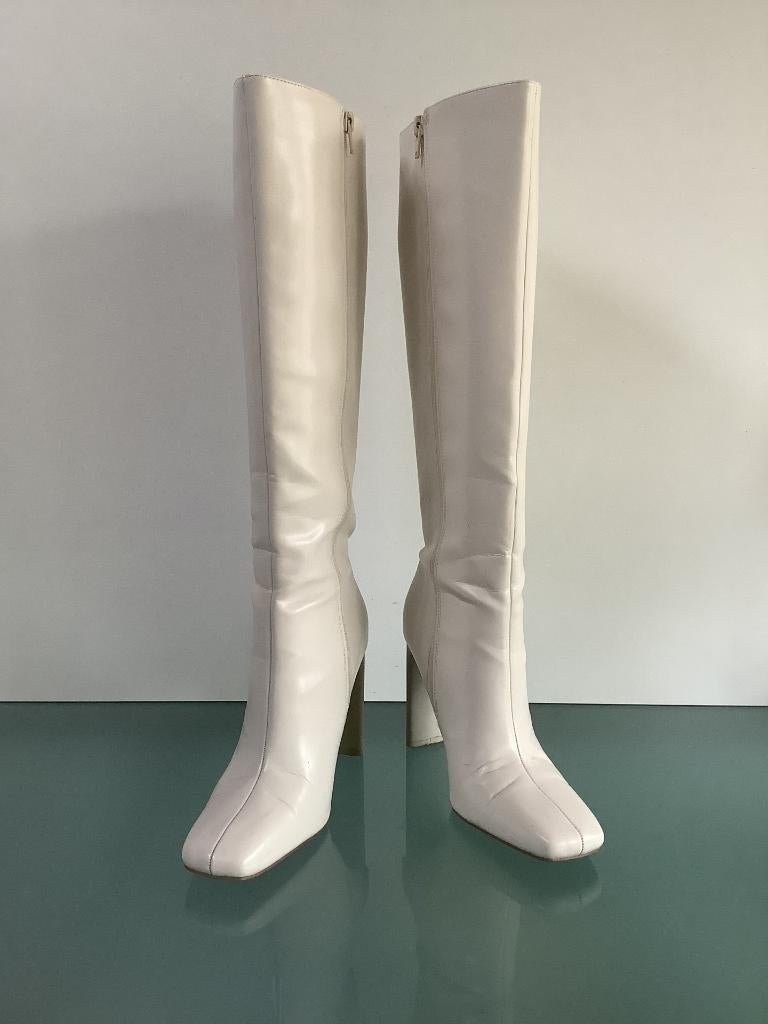 Bottes à talons beiges 37 | Livraison gratuite, Vêtements | Femmes, Chaussures, Comme neuf, Bottes hautes, Beige, Envoi