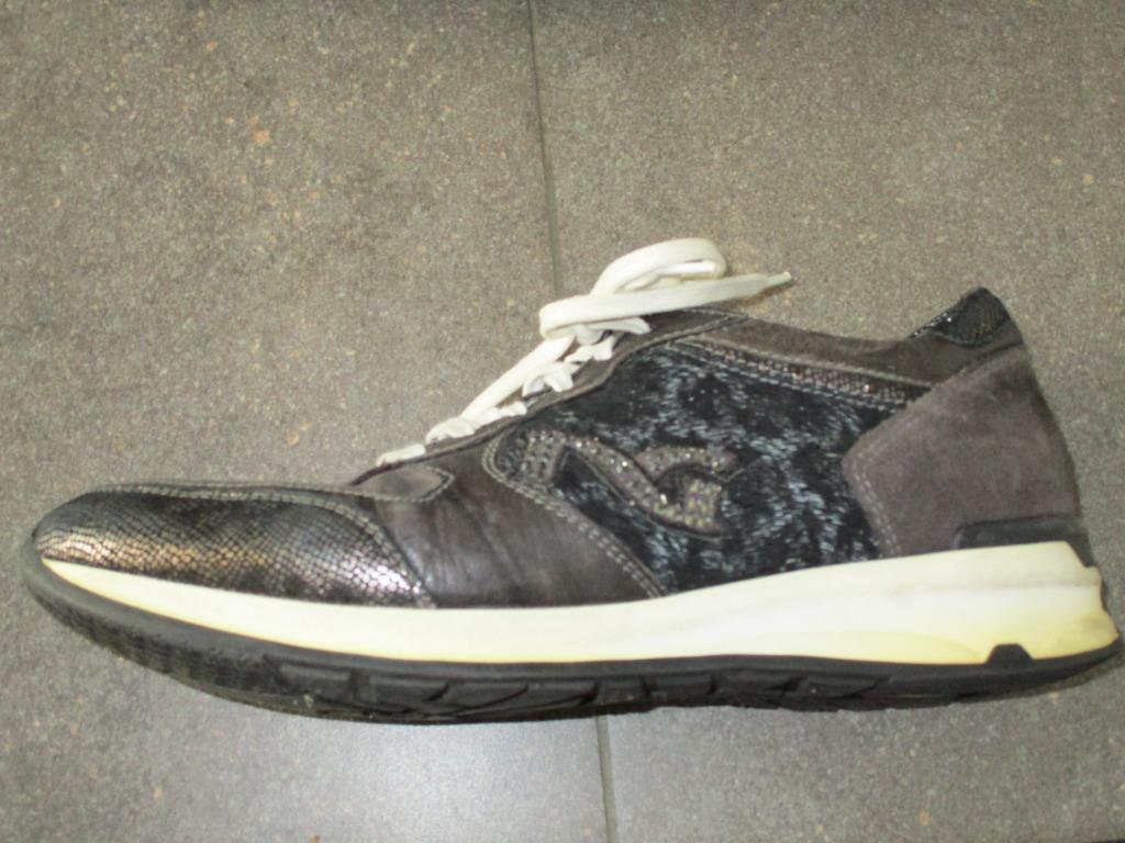 baskets, taille 39, Nero Giardini, Sneakers et Baskets, Nero giardini, Porté, Noir