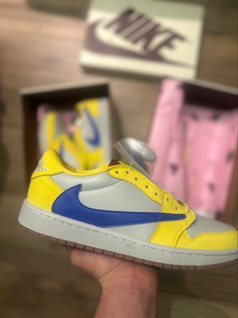 Jordan 1 Low Travis Scott Canary 41 et 42,5, Vêtements | Hommes, Chaussures, Enlèvement ou Envoi, Neuf