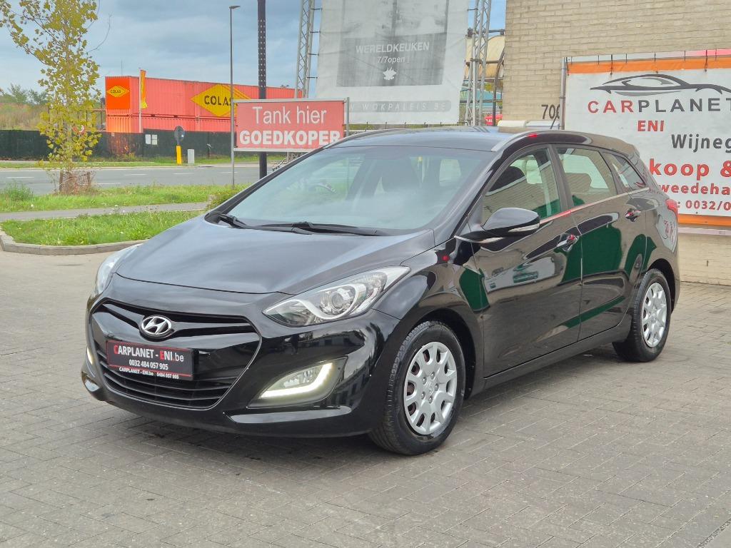 Hyundai i30 1.6Benzine 2013- 157158km Met garantie +1 O.N.D, Auto's, Hyundai, Voorwielaandrijving, Euro 5, Stof, 4 cilinders