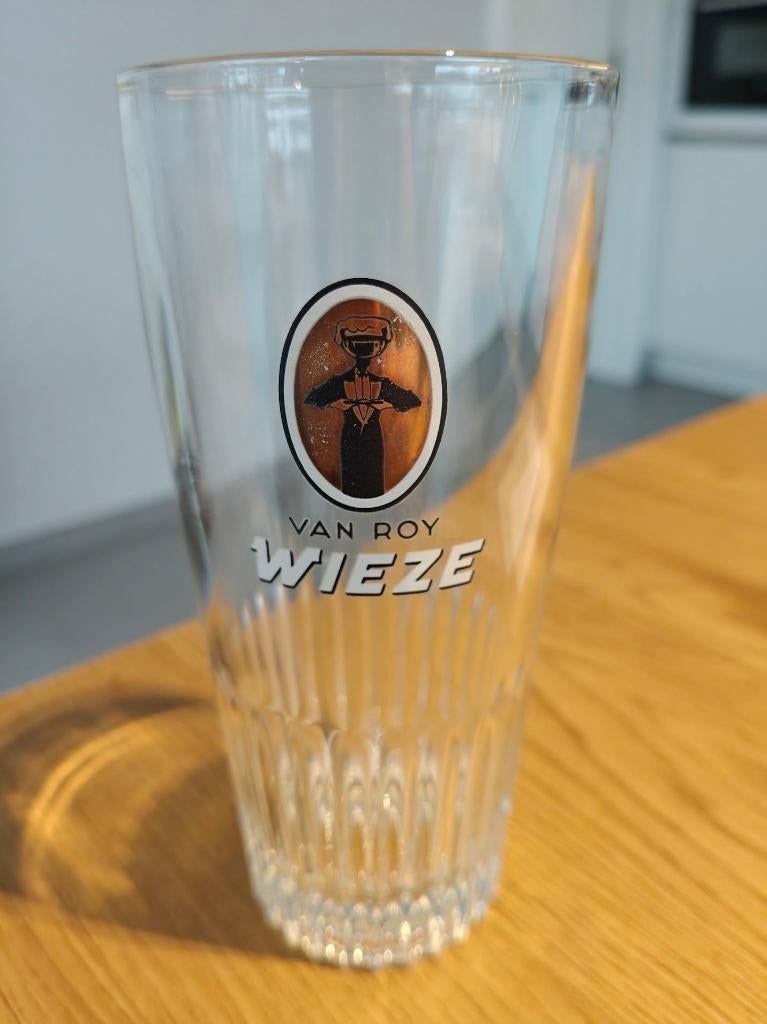 Van Roy Wieze, Verzamelen, Ophalen of Verzenden, Zo goed als nieuw, Bierglas