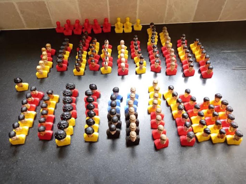 Rode duivel popjes van carrefour, Collections, Articles de Sport & Football, Comme neuf, Enlèvement ou Envoi