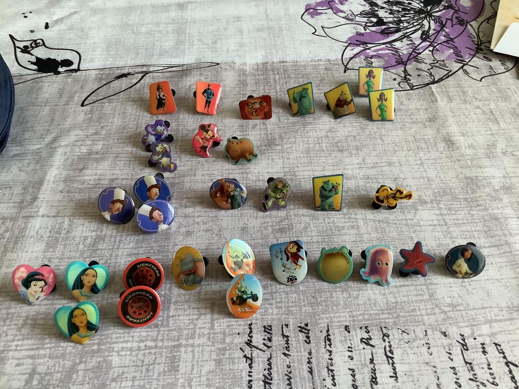Épinglettes Pixar Disney, Enlèvement, Comme neuf