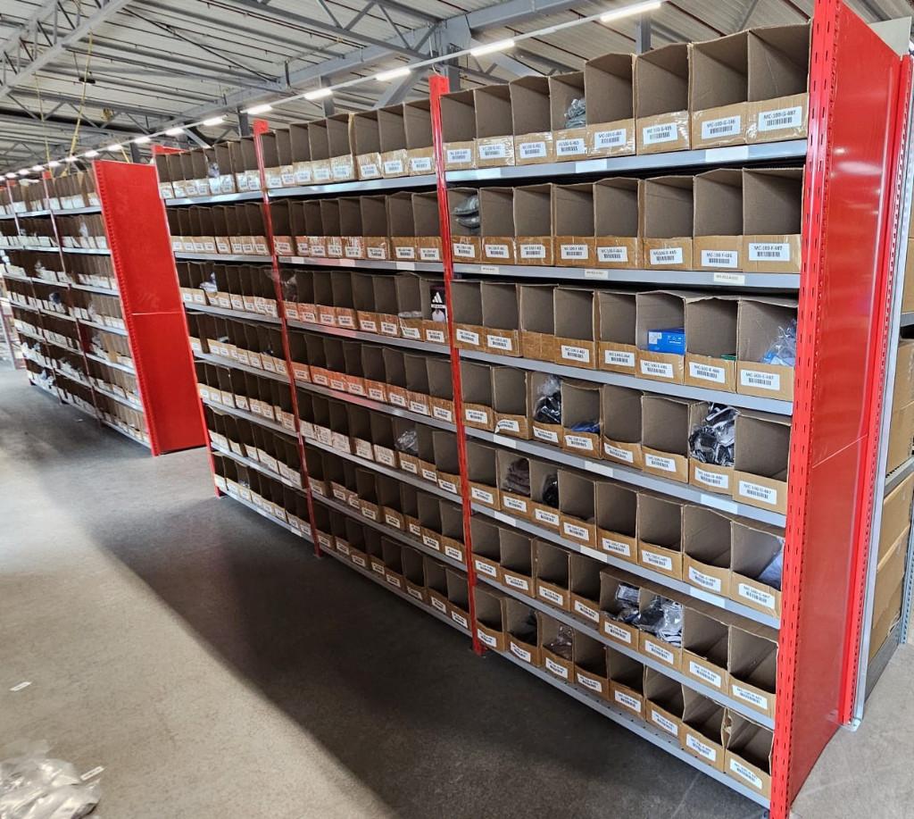 Legbordstelling voor webshop, Enlèvement