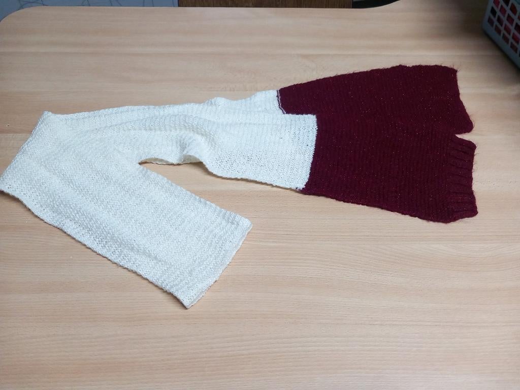 Écharpe  faite main, Vêtements | Femmes, Enlèvement ou Envoi, Rouge