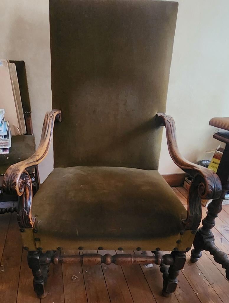 Fauteuil ancien de style jacobéen ou Louis XIV et 4 chaises, Antiquités & Art, Antiquités | Meubles | Chaises & Canapés, Enlèvement