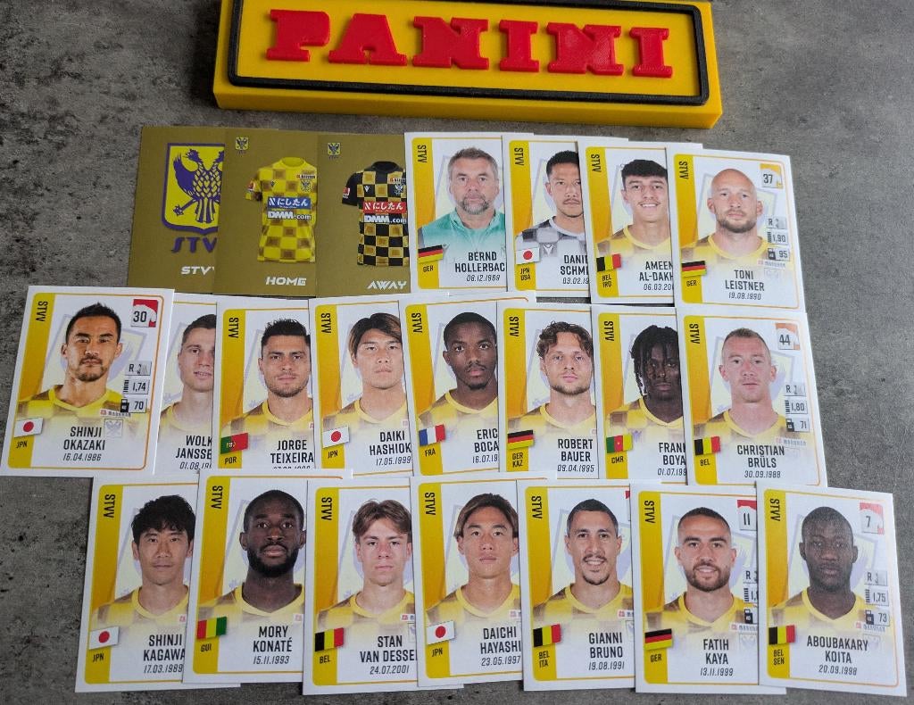 Panini FOOTBALL 2022/23 22 AUTOCOLLANTS STVV ST TROND FOOT, Enlèvement ou Envoi, Neuf
