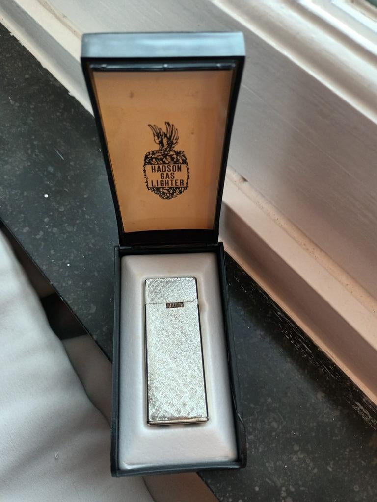Ancien et beau briquet Hadson Vintage, Verzamelen, Zo goed als nieuw, Aansteker
