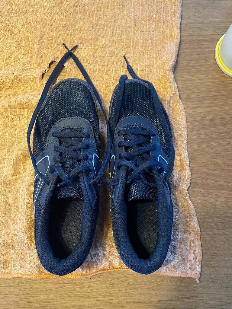 Spikes Kalenji - taille 39, Autres marques, Course à pied, Enlèvement ou Envoi, Comme neuf