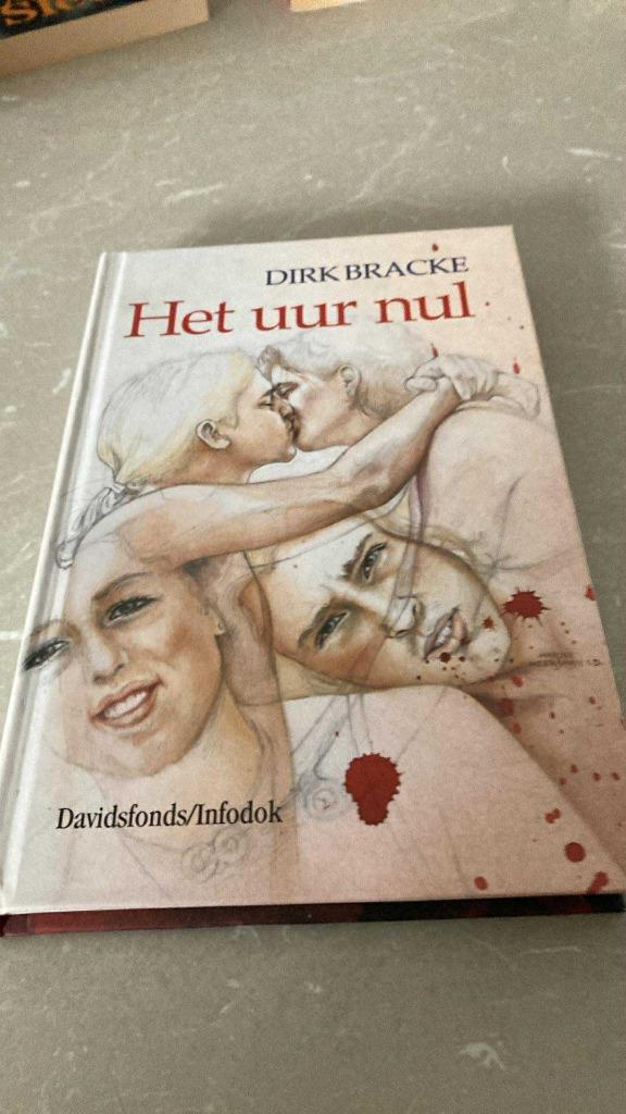 Het uur nul / Dirk Bracke (nieuw), Ophalen, Nieuw