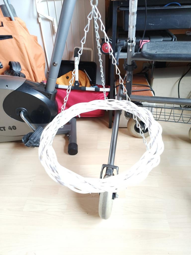 2 kransen voor kerstmis en nieuwjaar, Huis en Inrichting, Woonaccessoires | Kransen, Ophalen, Zo goed als nieuw