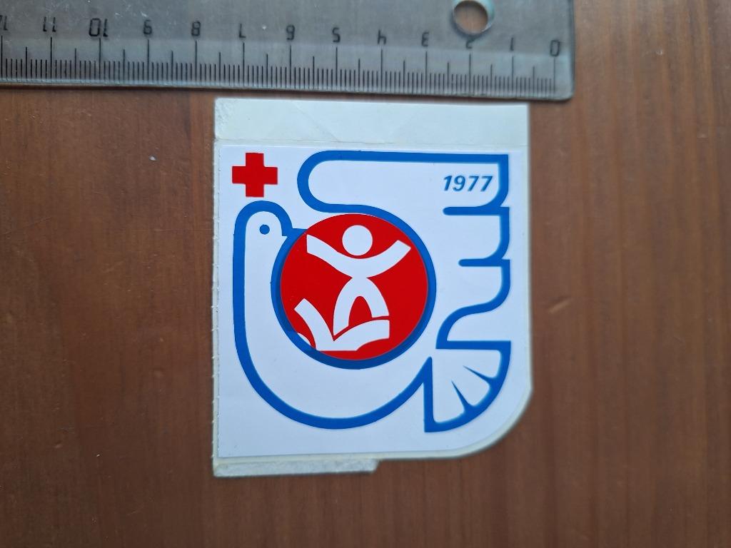 Vintage Rode Kruis sticker 1977 vredesduif, Ophalen of Verzenden, Zo goed als nieuw, Overige typen
