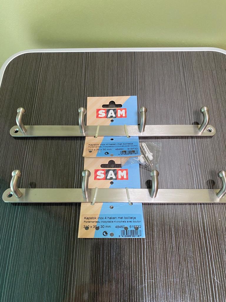 Twee stijlvolle inox wand kapstokken, Ophalen, Nieuw, Inox, Overige typen