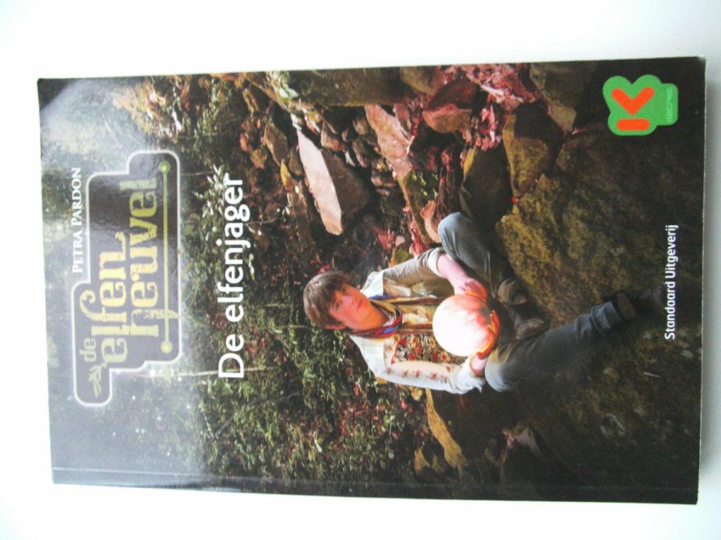 De Elfenheuvel, Ophalen of Verzenden, Zo goed als nieuw