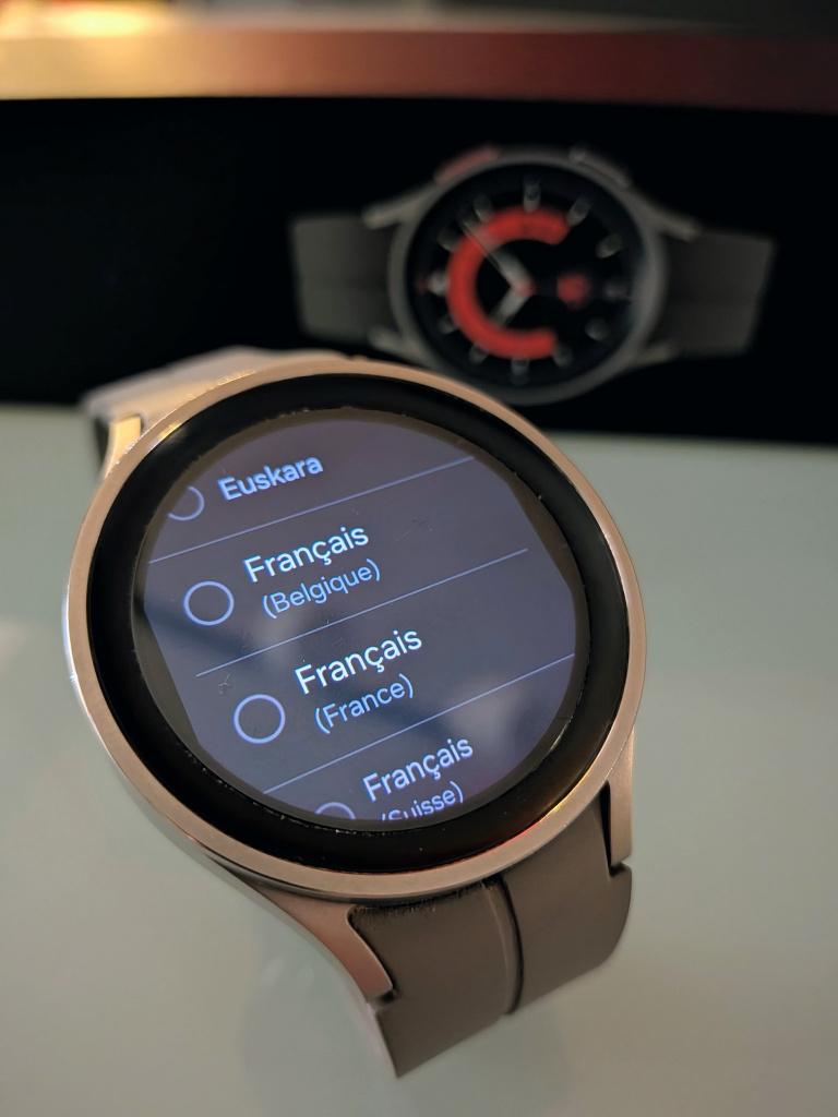 Samsung Galaxy watch 5 Pro (45mm), Handtassen en Accessoires, Smartwatches, Zo goed als nieuw, Android, Grijs, Conditie, Ophalen of Verzenden